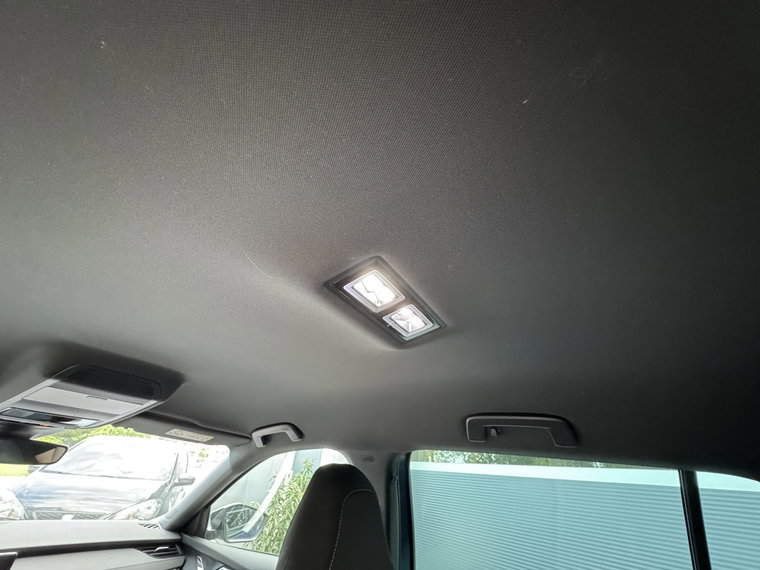 Vehicle Image 36