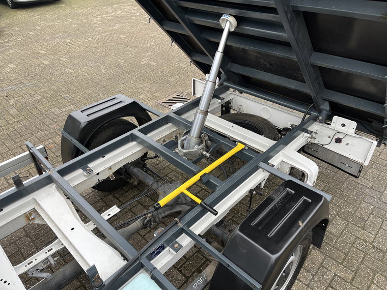 Vehicle Image 26