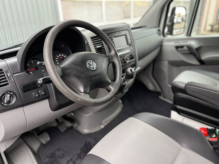 Vehicle Image 30