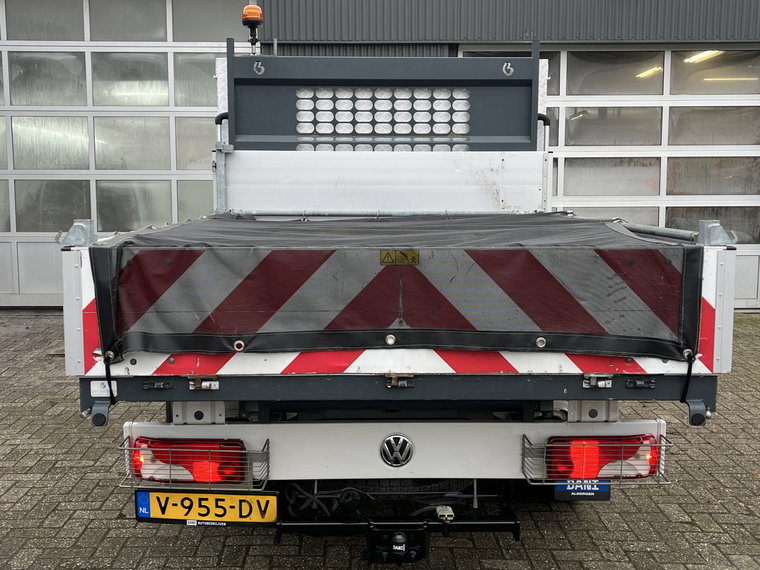 Vehicle Image 37