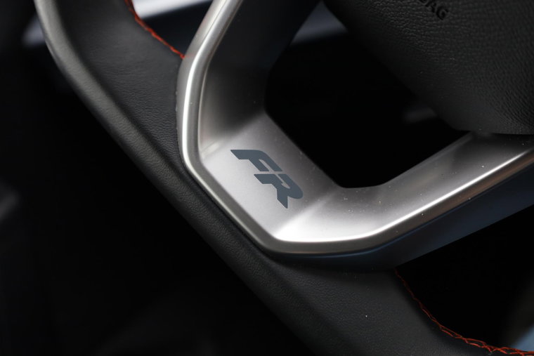Vehicle Image 19