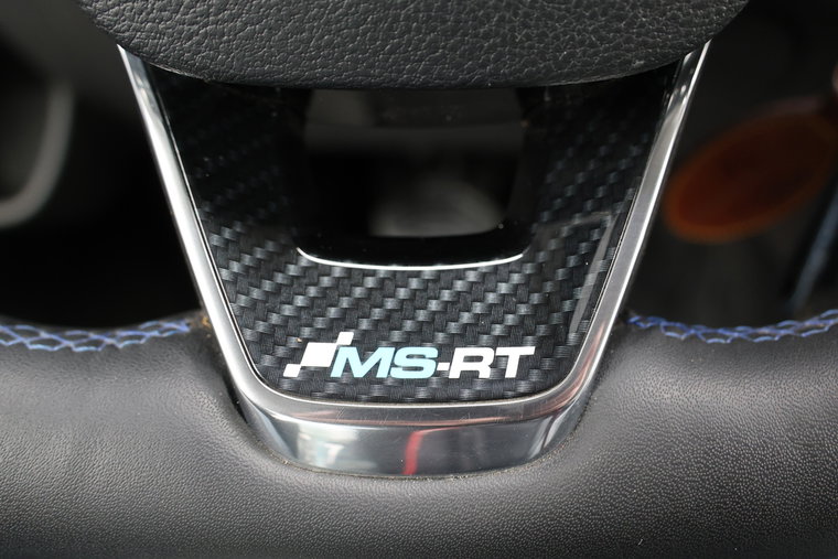 Vehicle Image 28