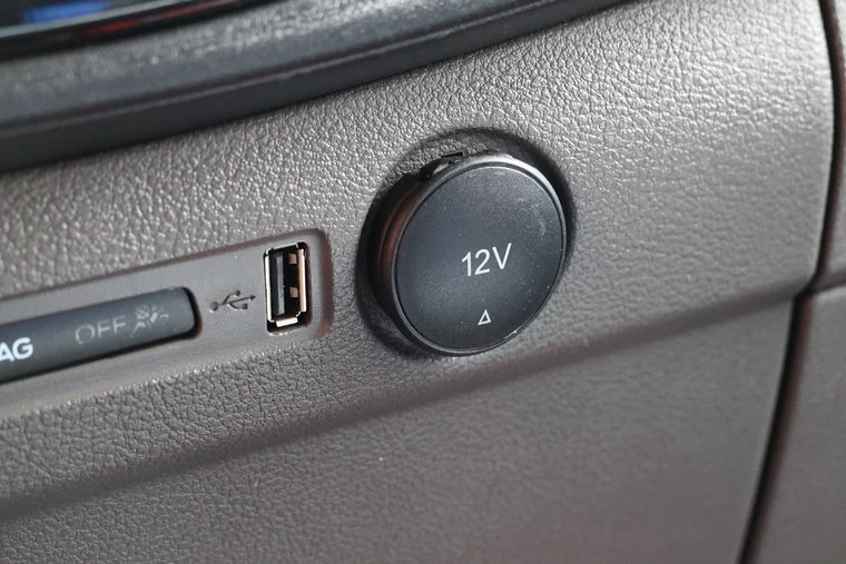 Vehicle Image 33