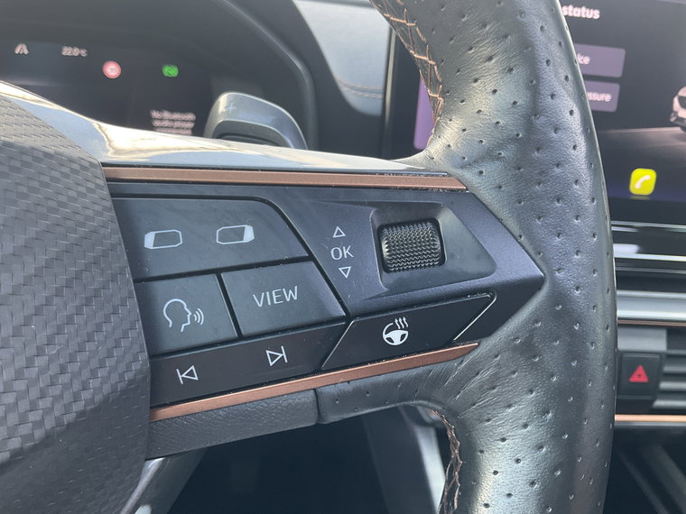 Vehicle Image 38