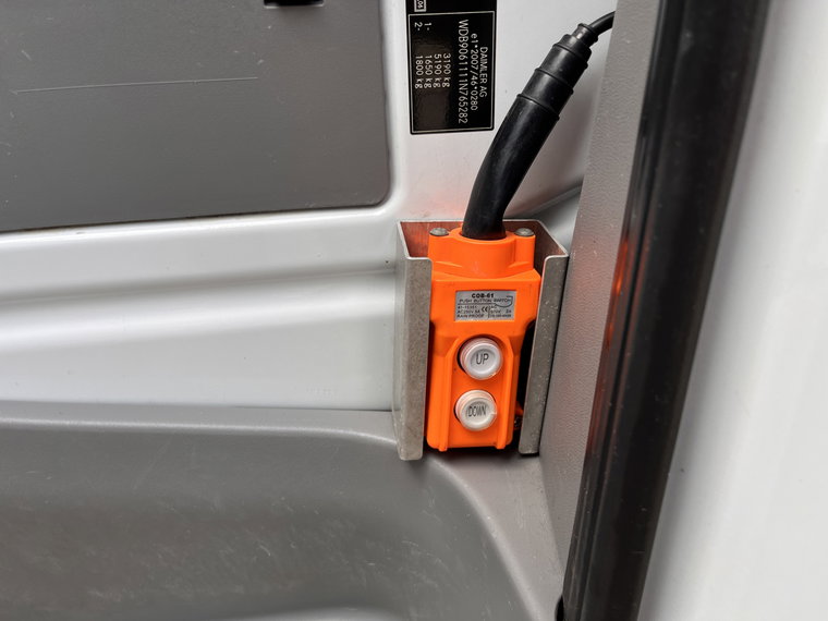 Vehicle Image 36