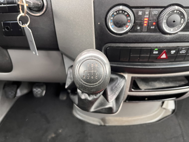 Vehicle Image 39