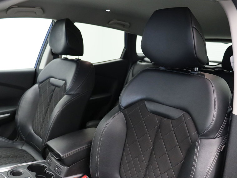 Vehicle Image 37
