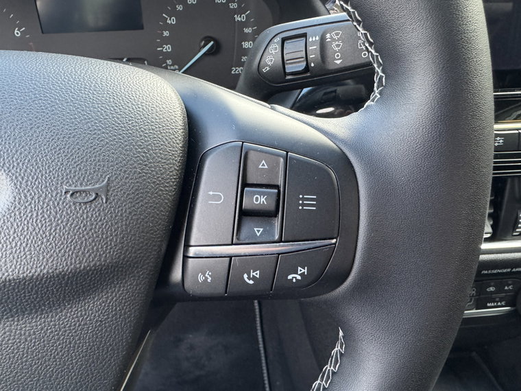 Vehicle Image 24