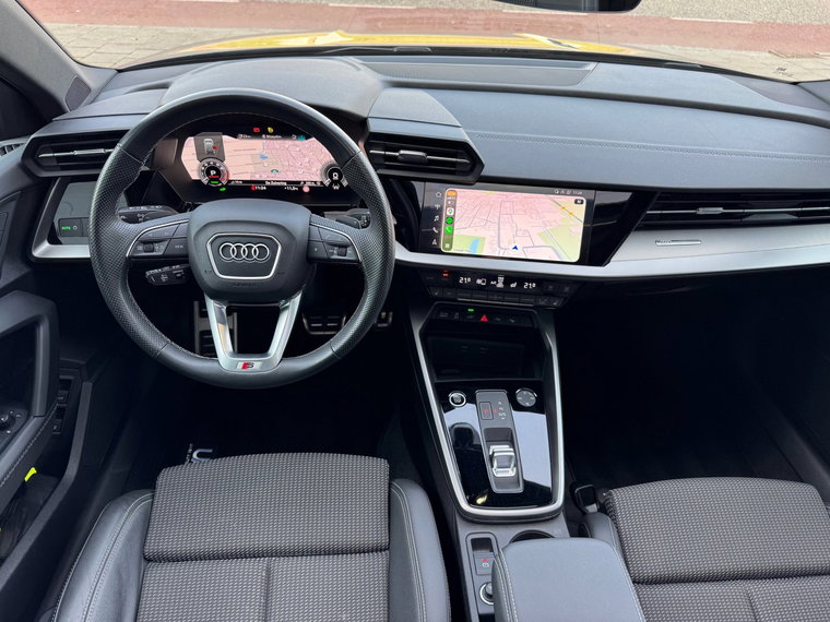 Vehicle Image 39
