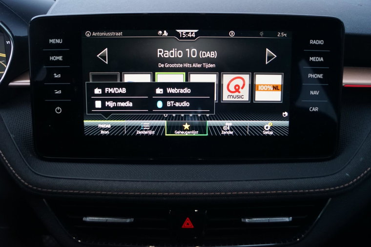 Vehicle Image 15