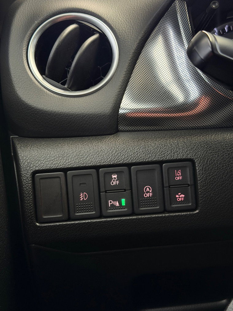 Vehicle Image 26