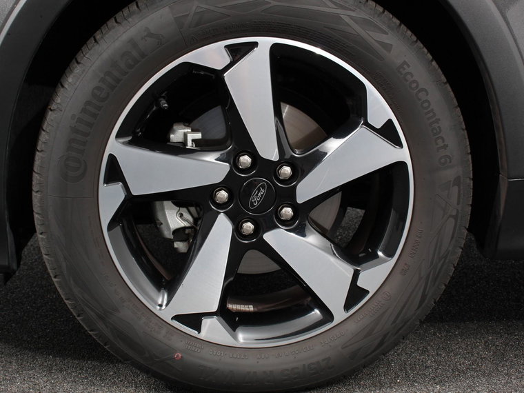 Vehicle Image 30