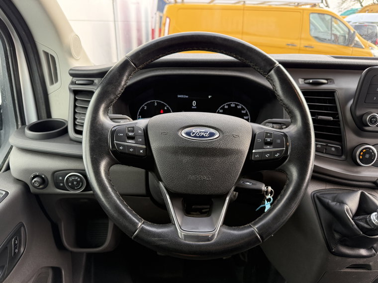 Vehicle Image 17