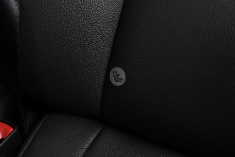Vehicle Image 37