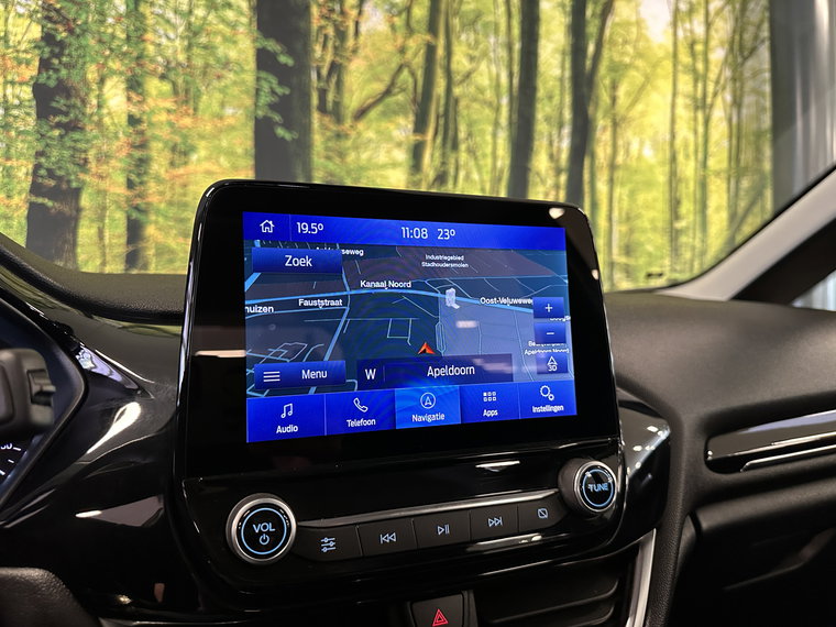 Vehicle Image 19
