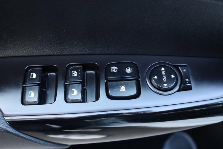 Vehicle Image 22