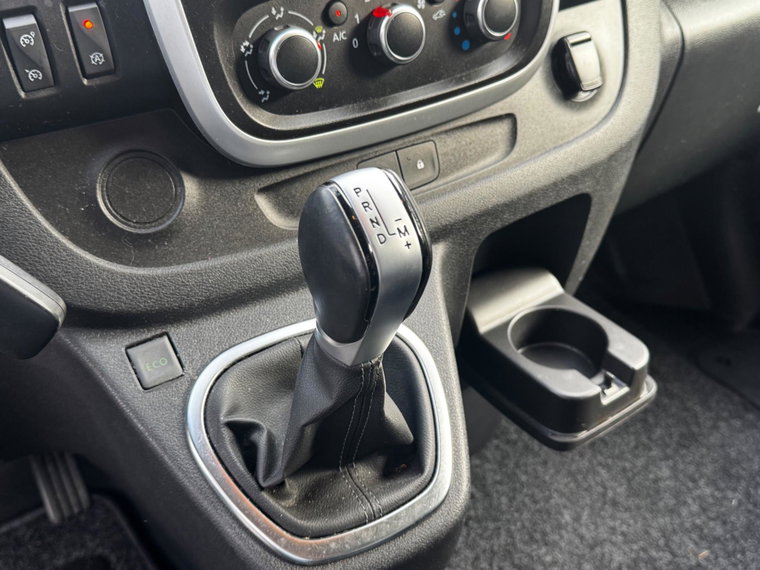 Vehicle Image 27