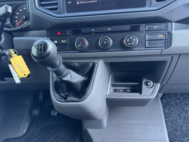 Vehicle Image 35