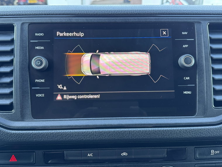 Vehicle Image 37