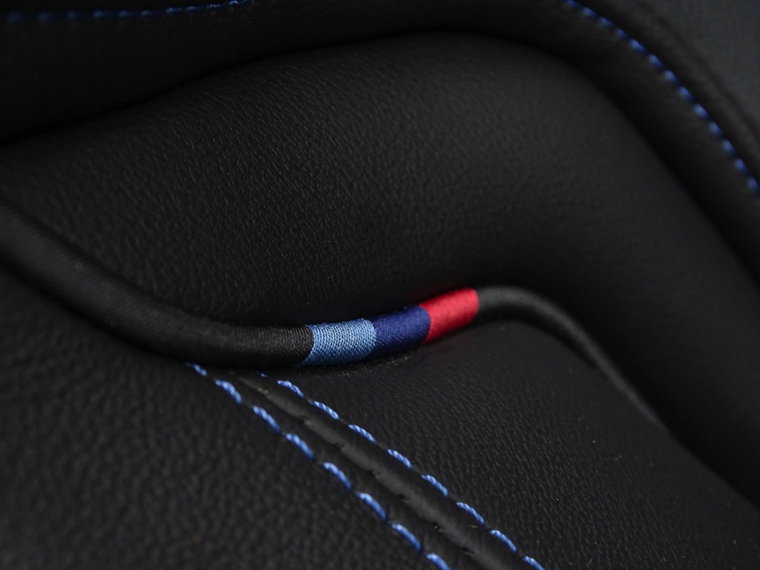 Vehicle Image 35