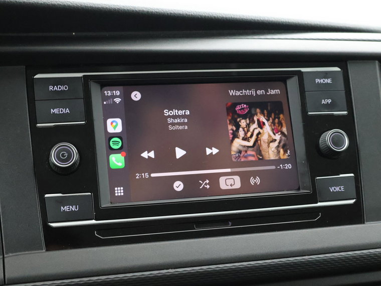 Vehicle Image 15