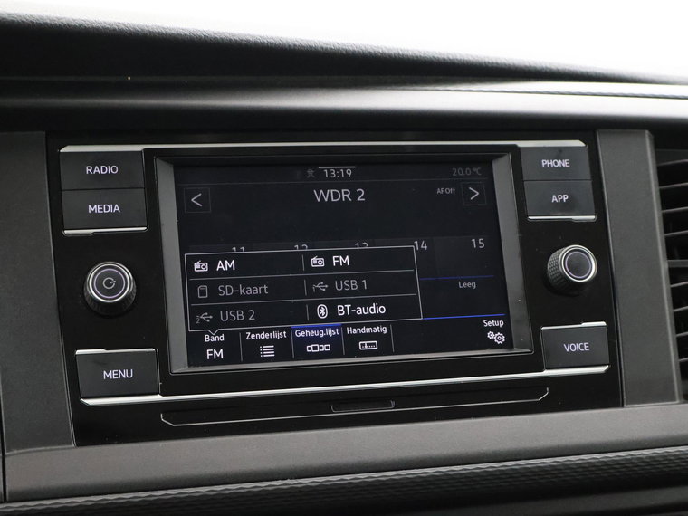 Vehicle Image 21