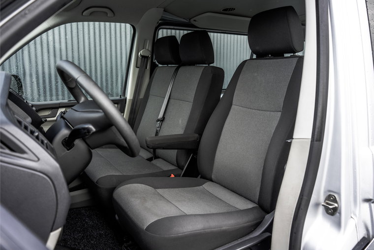 Vehicle Image 12