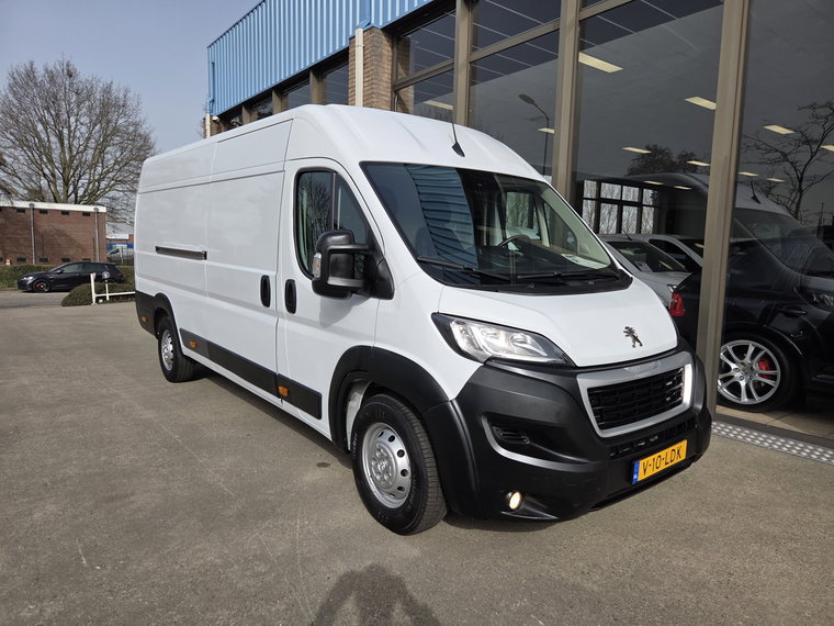Vehicle Image 27