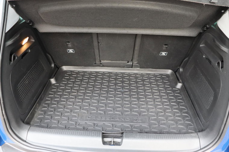 Vehicle Image 23