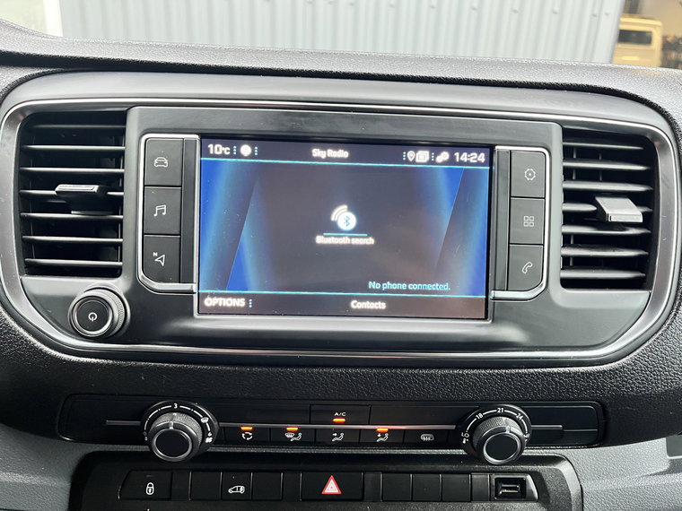 Vehicle Image 36