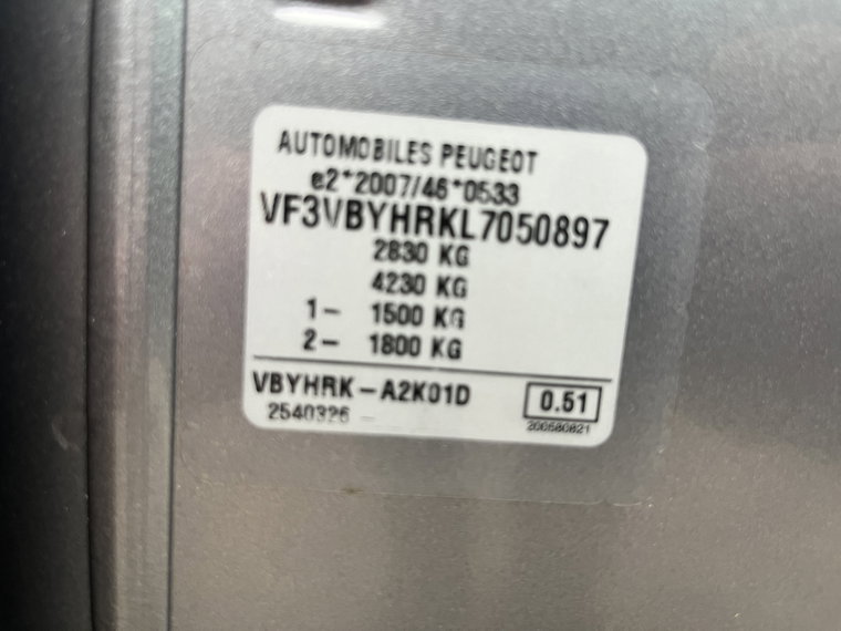 Vehicle Image 38