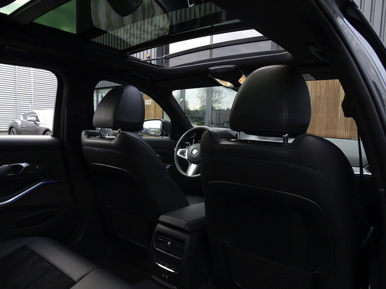 Vehicle Image 47