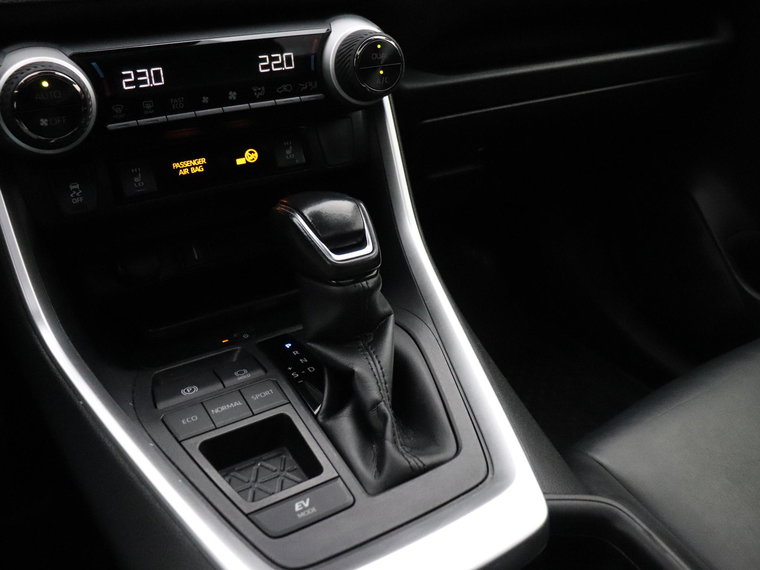Vehicle Image 23