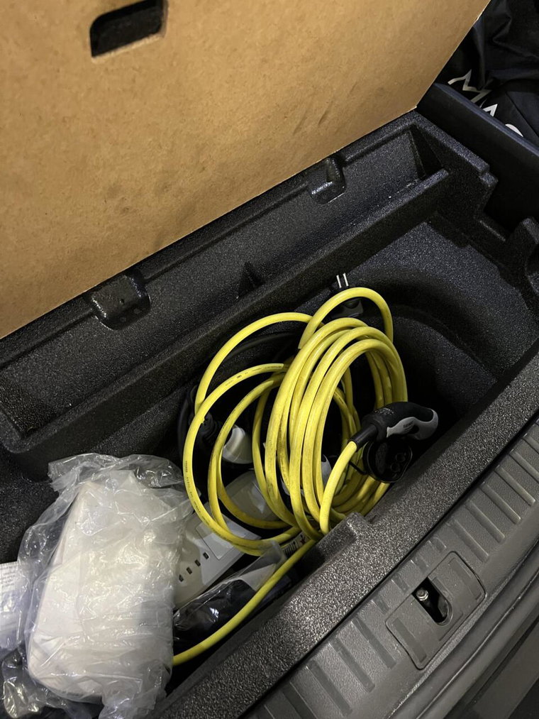 Vehicle Image 38
