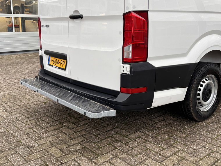 Vehicle Image 24