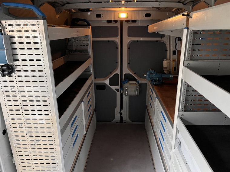 Vehicle Image 31