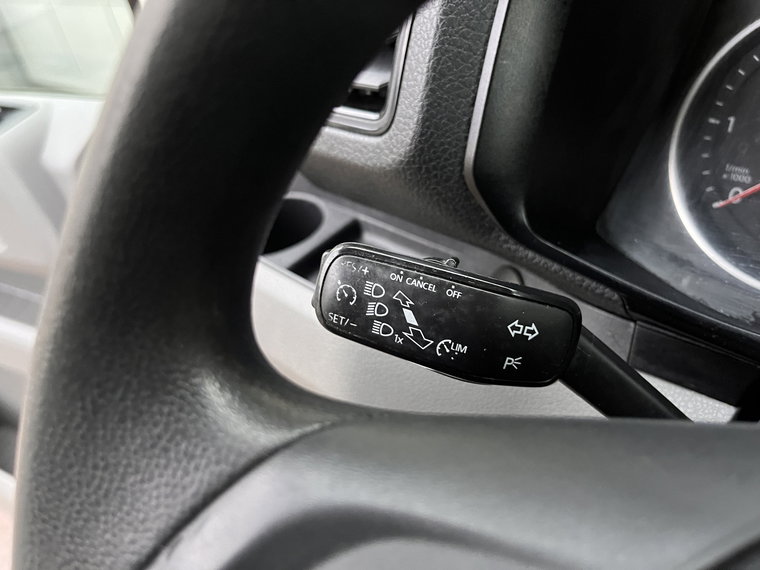 Vehicle Image 37