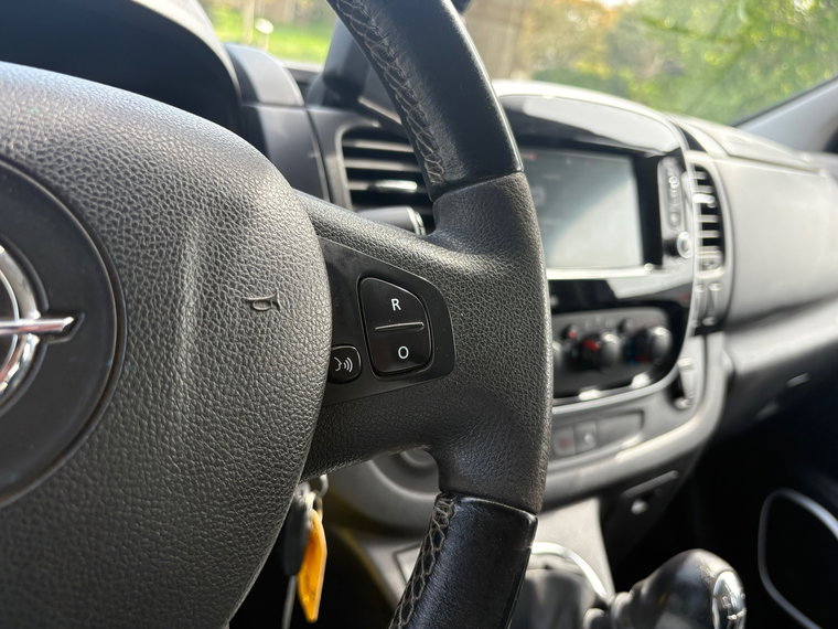 Vehicle Image 24