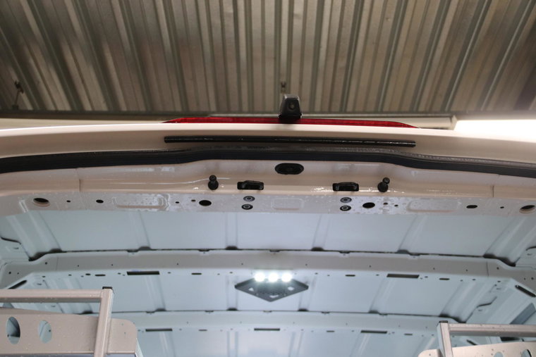 Vehicle Image 18
