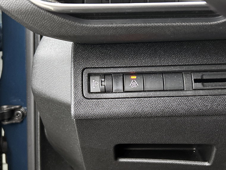 Vehicle Image 29