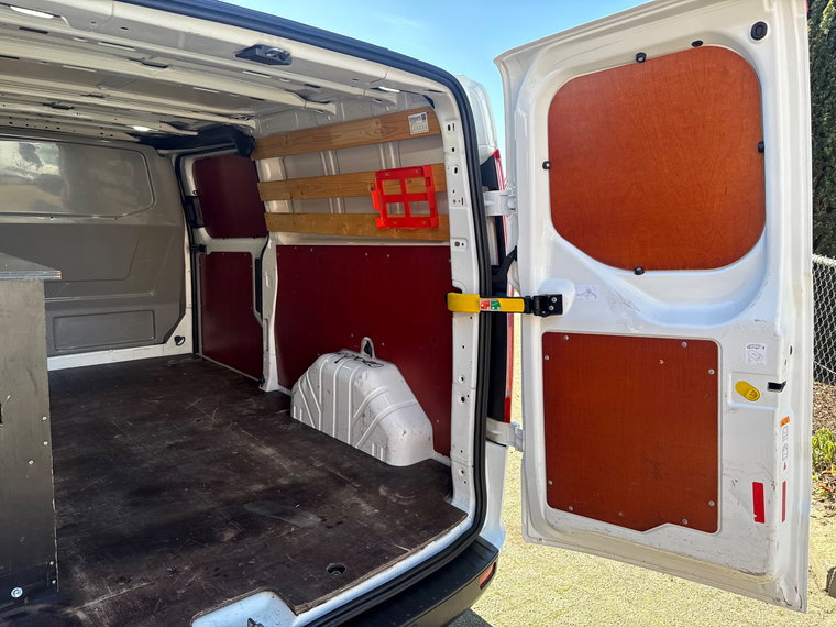 Vehicle Image 22