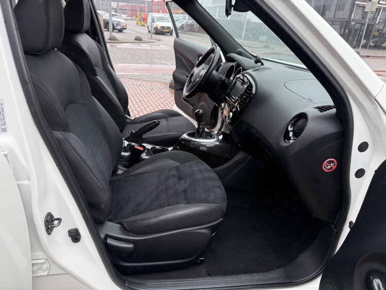 Vehicle Image 33