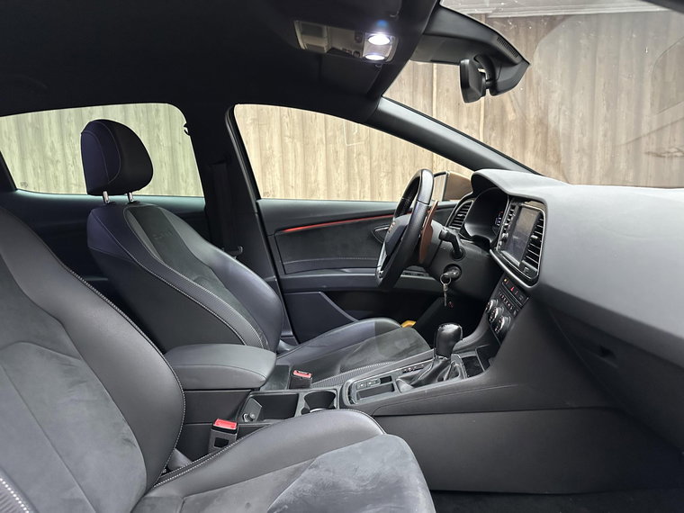 Vehicle Image 37