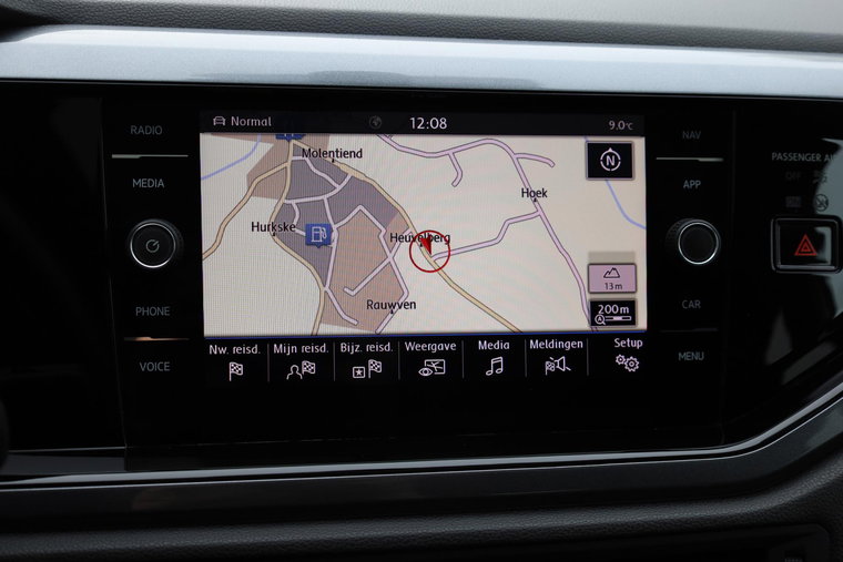 Vehicle Image 21