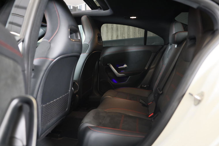 Vehicle Image 20