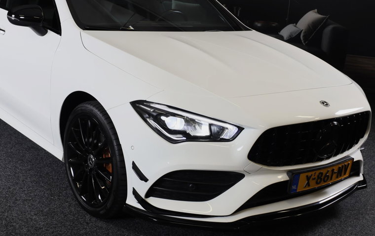 Vehicle Image 35