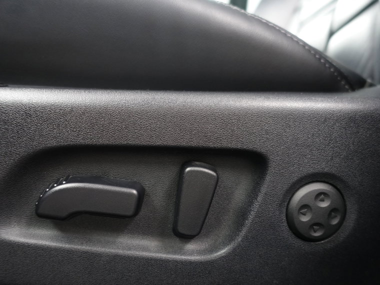 Vehicle Image 24