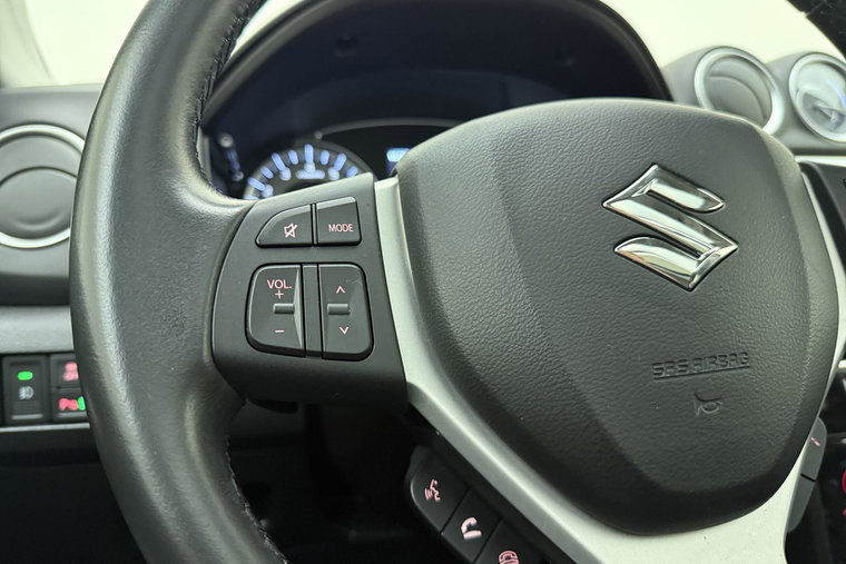 Vehicle Image 18