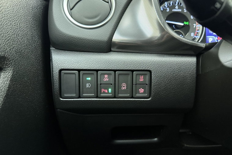 Vehicle Image 24