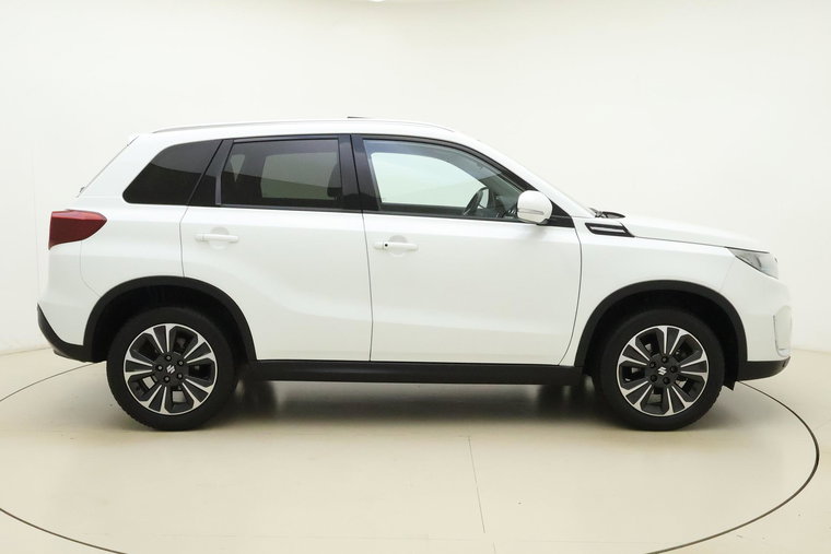 Vehicle Image 9